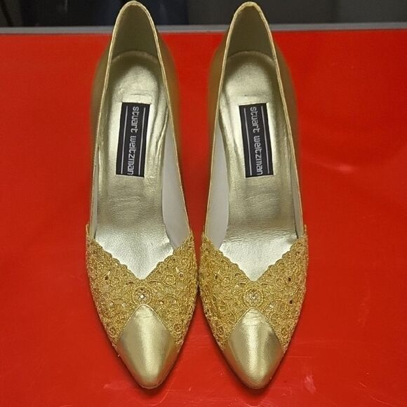 Stuart Weitzman Gold Women's Shoes - Picture 1 of 5
